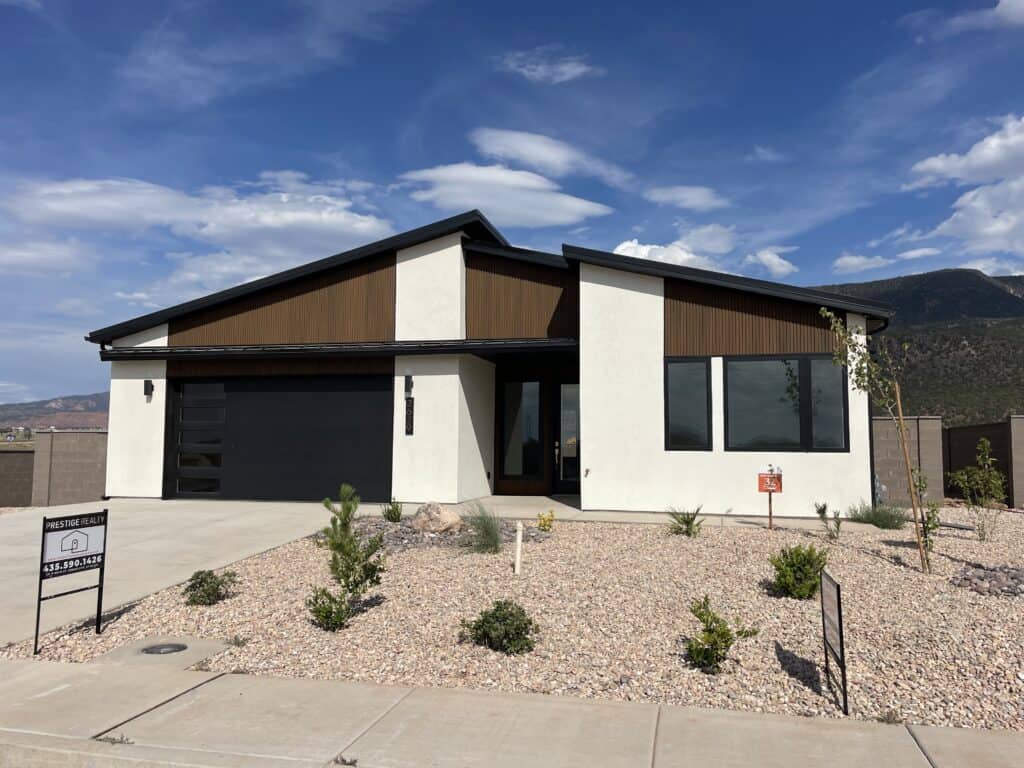 Contemporary Zip Kit home with sleek design and large windows in Ozark area.